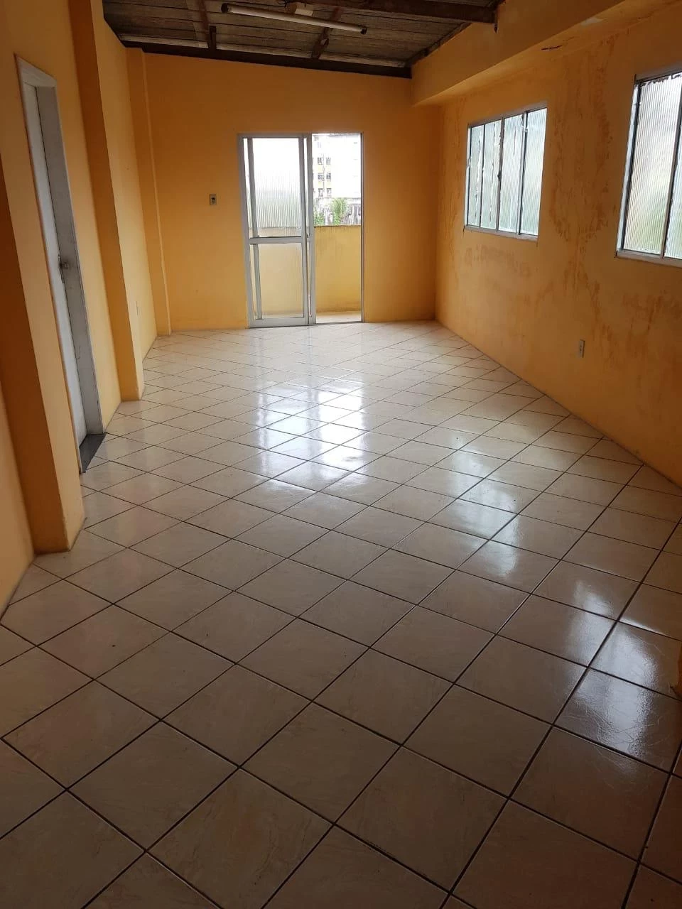 Casa com 3 Quartos à Venda, 100 m² em São Gonçalo - Salvador