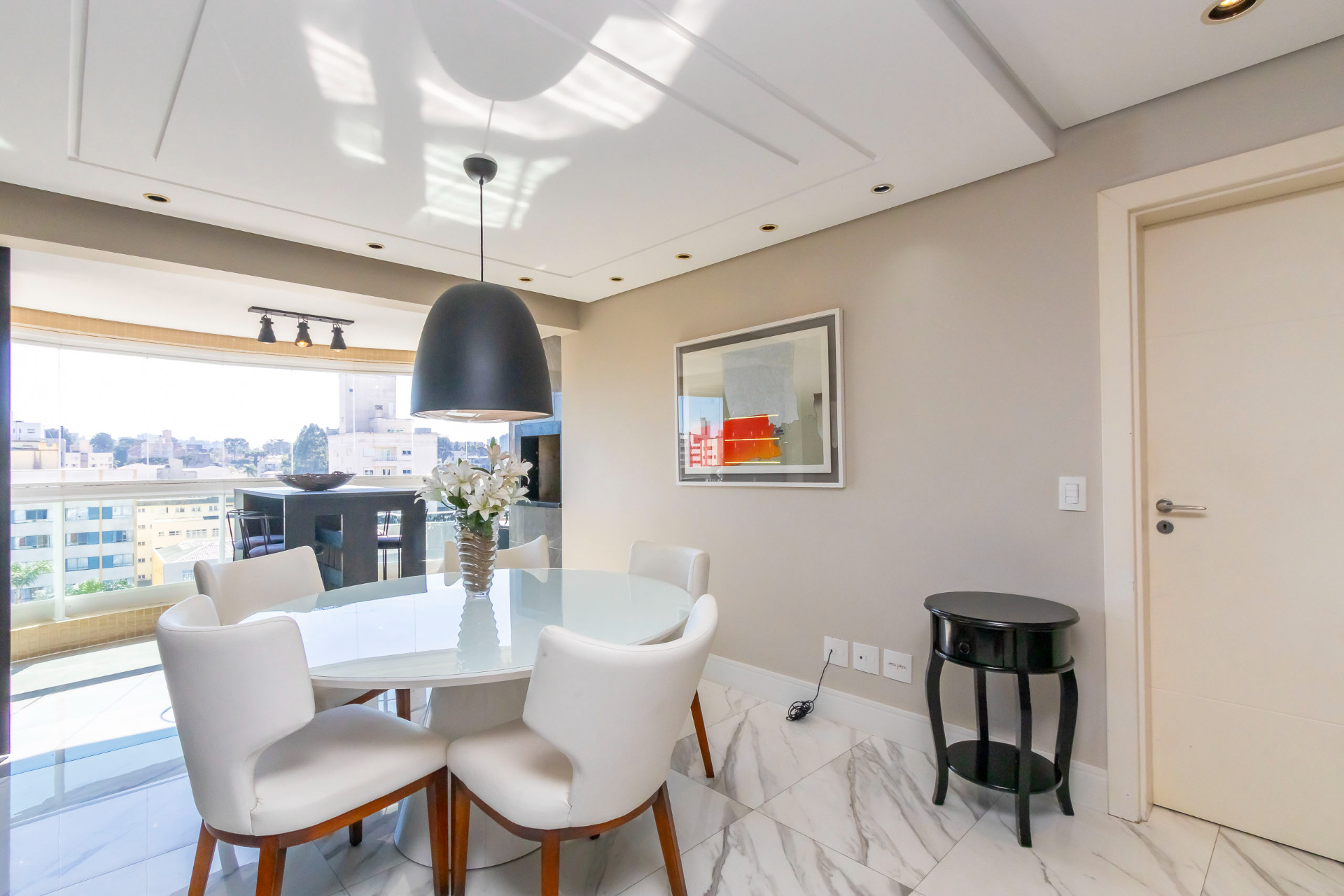 Imagem Apartamento com 3 Quartos à Venda, 172 m² em  - 