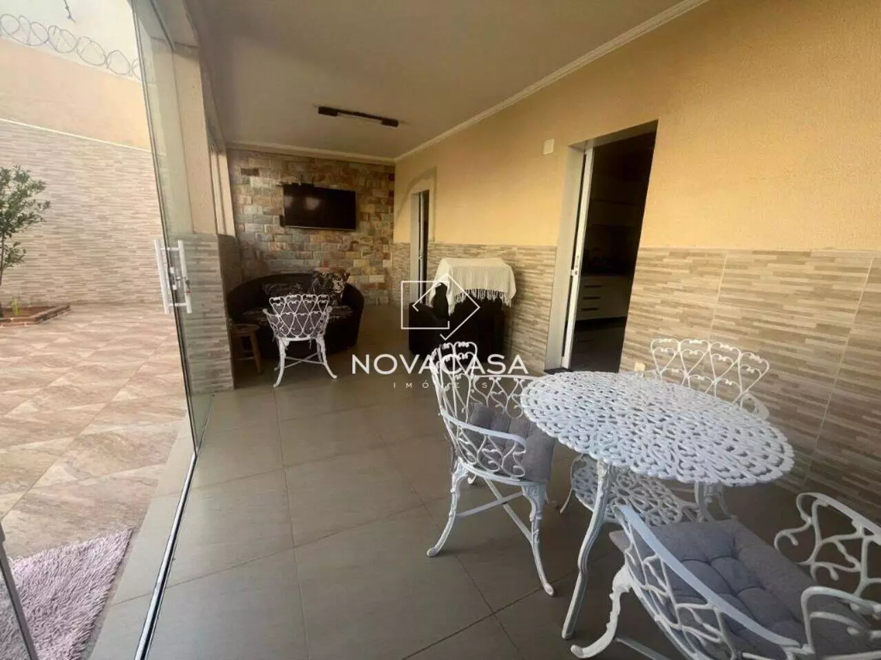 Foto do imóvel: Casa com 4 Quartos à Venda, 380 m² em Santa Mônica - Belo Horizonte