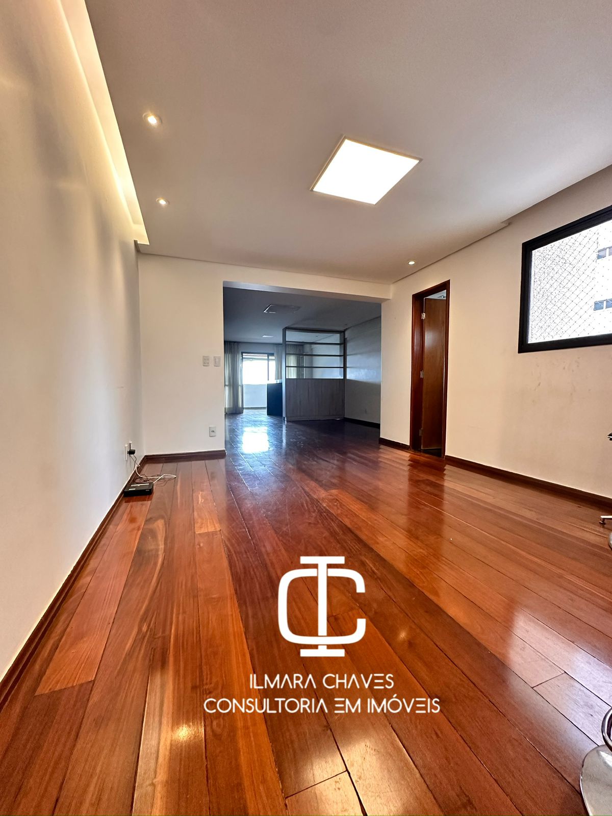 Imagem Apartamento com 3 Quartos à Venda, 178 m²em Setor Oeste - Goiânia