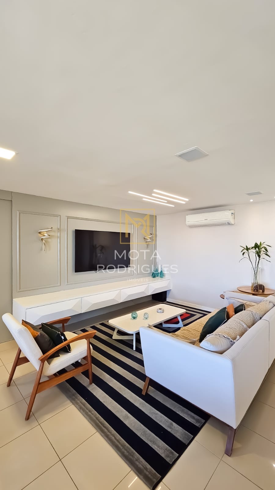 Foto do imóvel: Apartamento com 3 Quartos à Venda, 220 m² em Dionisio Torres - Fortaleza