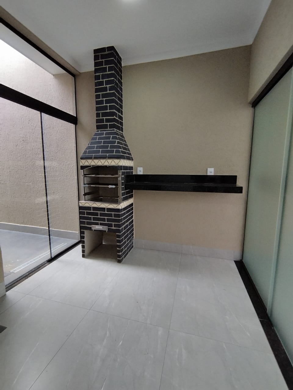 Imagem Casa com 2 Quartos à Venda, 85 m²em Jardim Himalaia - Aparecida de Goiânia