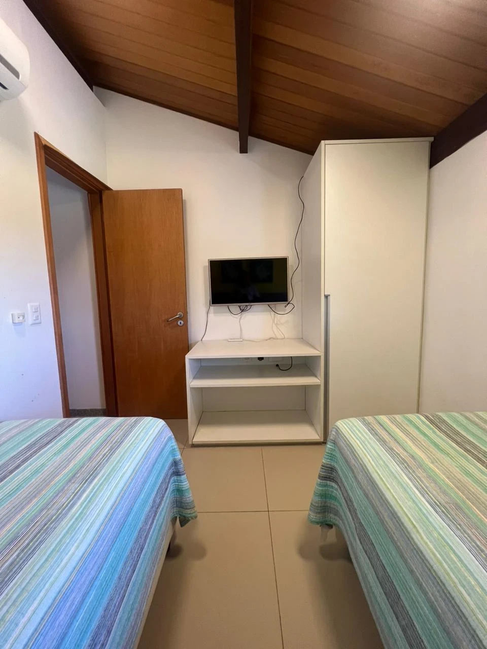Imagem Casa com 4 Quartos à Venda, 210 metro em Centro - Ipojuca