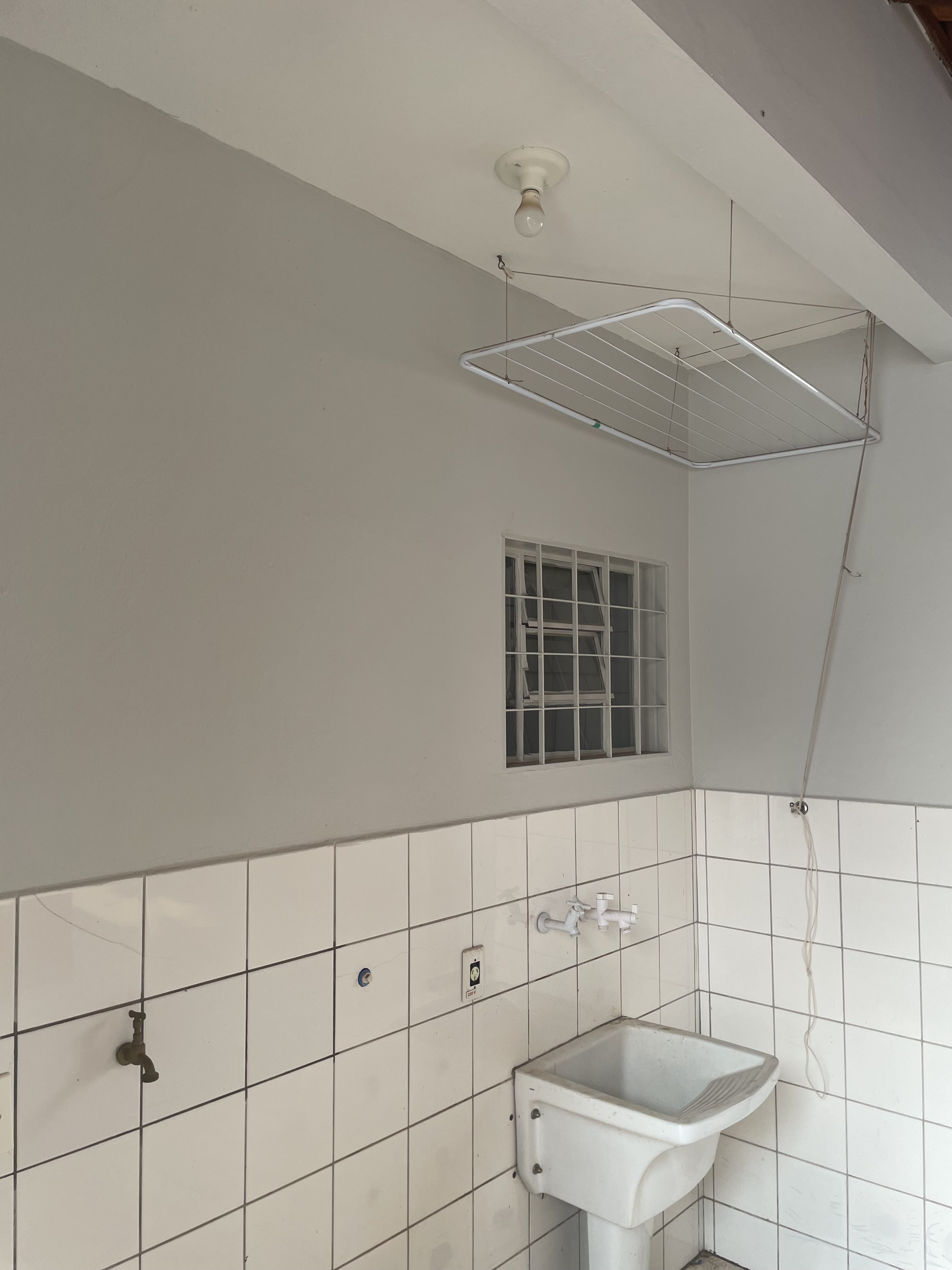 Imagem Casa com 3 Quartos à Venda, 210 m²em Jardim carlos Gomes  - Pirassununga 