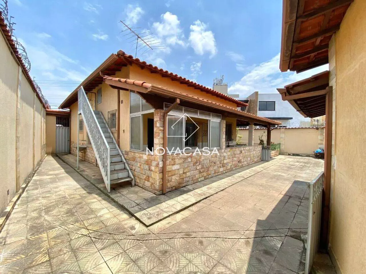 Foto do imóvel: Casa com 3 Quartos à Venda, 147 m² em Heliópolis - Belo Horizonte