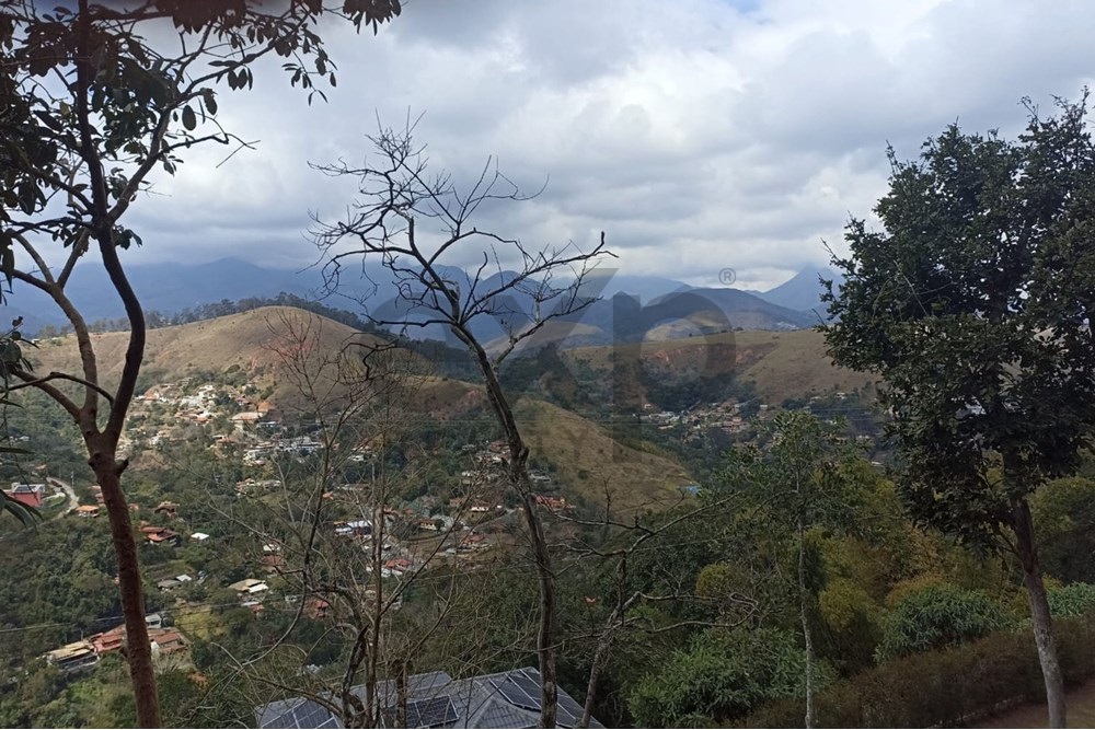 Foto do imóvel: Terreno à Venda, 2.173 m² em Itaipava - Petrópolis