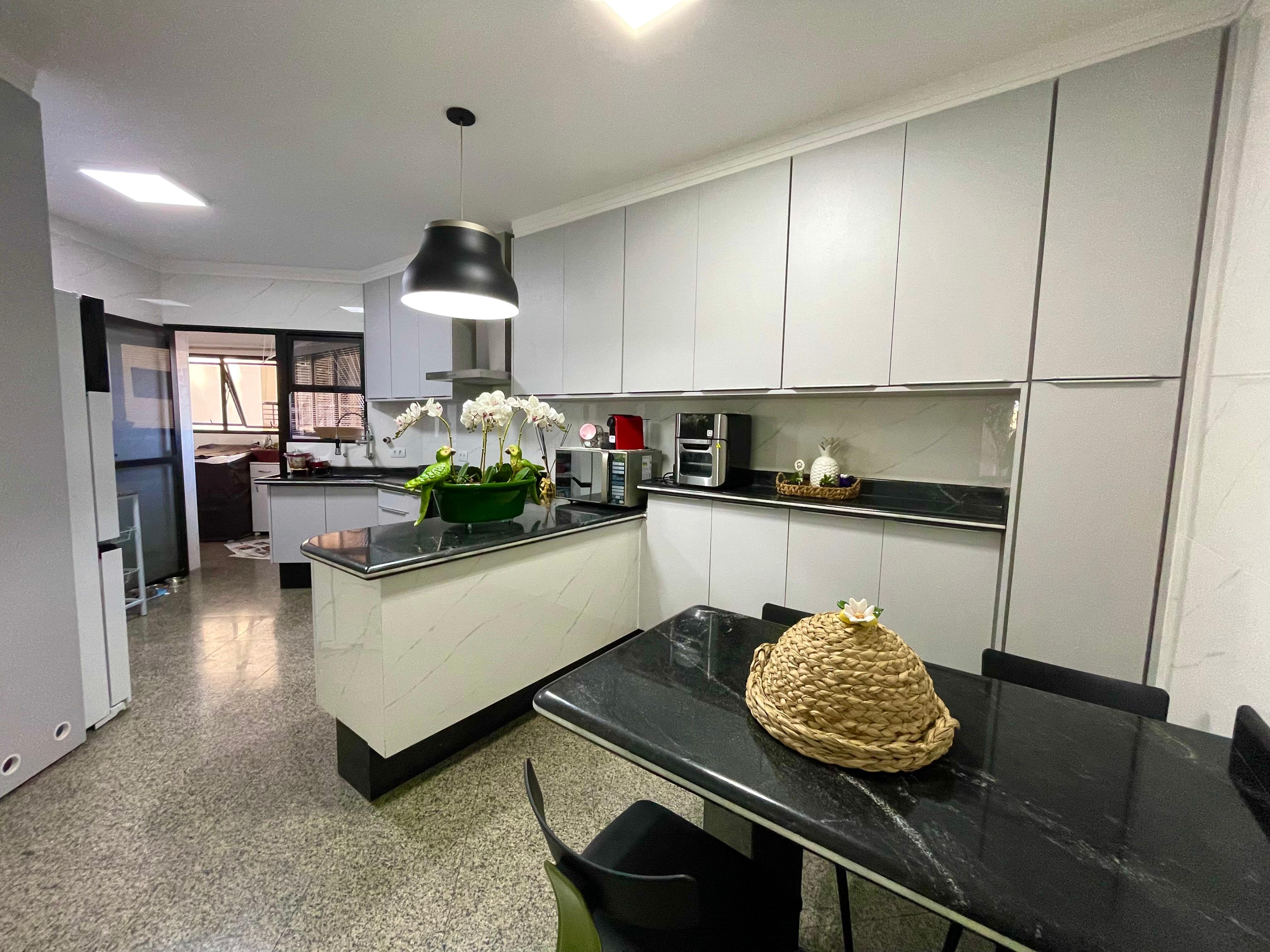 Imagem Apartamento com 3 Quartos à Venda, 145 m² em Centro - Marília