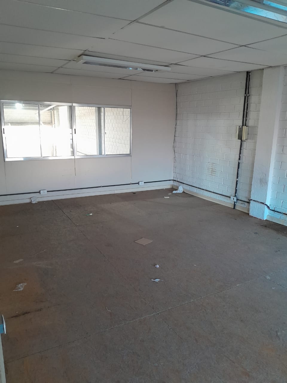 Foto do imóvel: Galpão para Alugar, 220 m² em Passo das Pedras - Gravataí