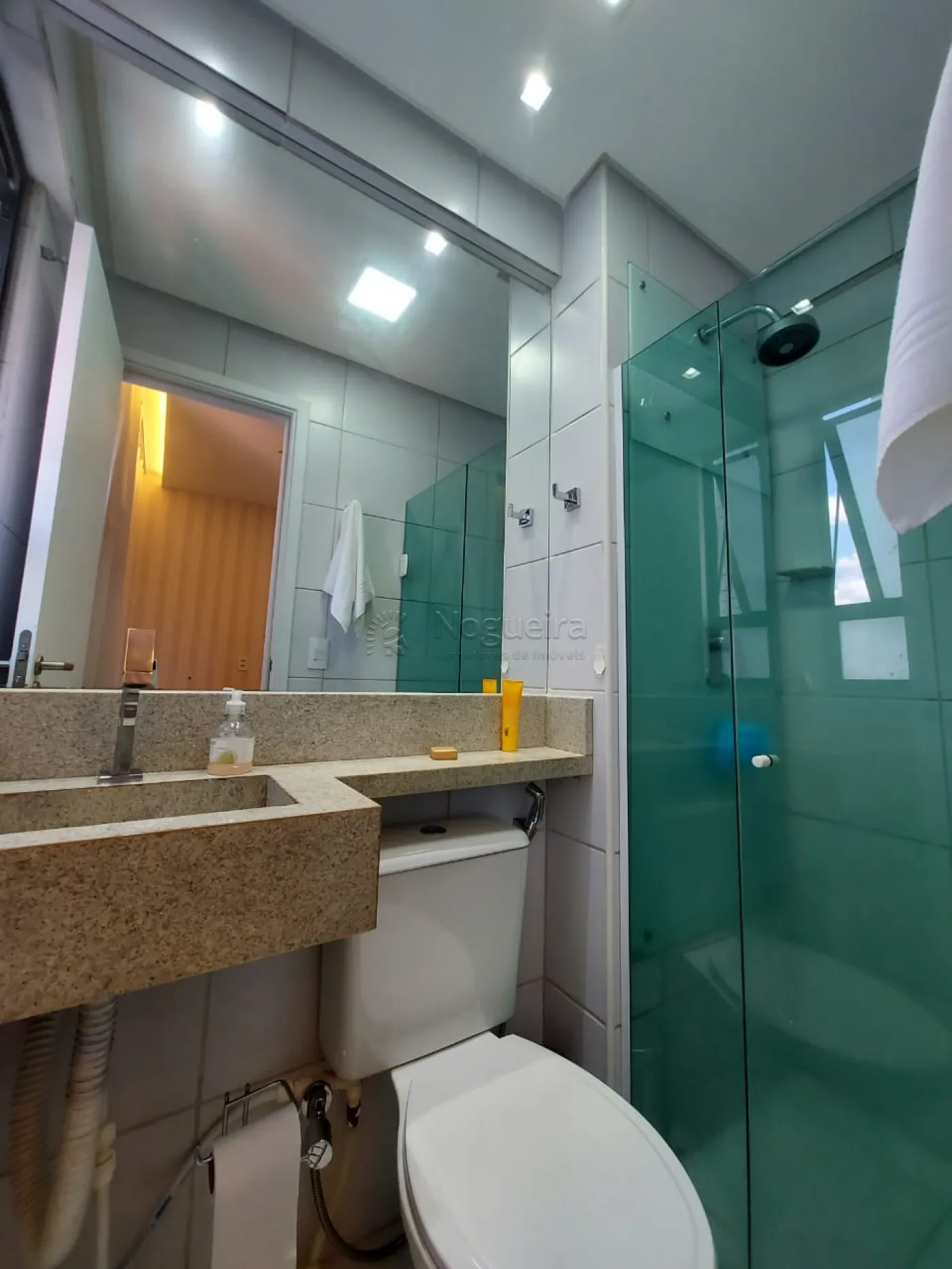 Imagem Apartamento com 3 Quartos à Venda, 81 m²em Candeias - Jaboatão dos Guararapes