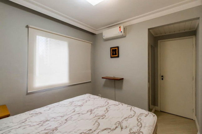 Imagem Flat com 2 Quartos à Venda ou Locação, 60 m² em Vila Nova Conceição - São Paulo