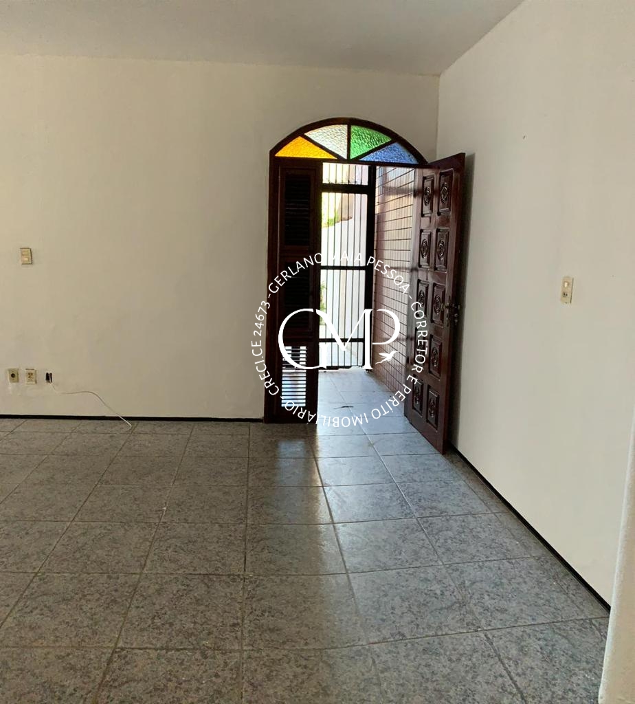 Imagem Casa com 5 Quartos à Venda, 360 m²em Monte Castelo - Fortaleza