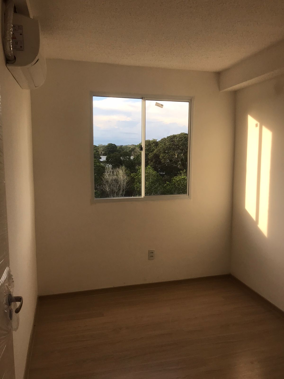 Imagem Apartamento com 2 Quartos para Alugar, 60 m² em Ponta Negra - Manaus