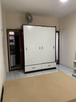 Kitnet com 1 Quarto à Venda, 25 m² em Leme - Rio de Janeiro