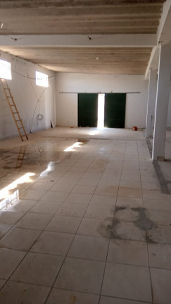 Galpão para Alugar, 300 m² em Ulysses Guimarães - Joinville