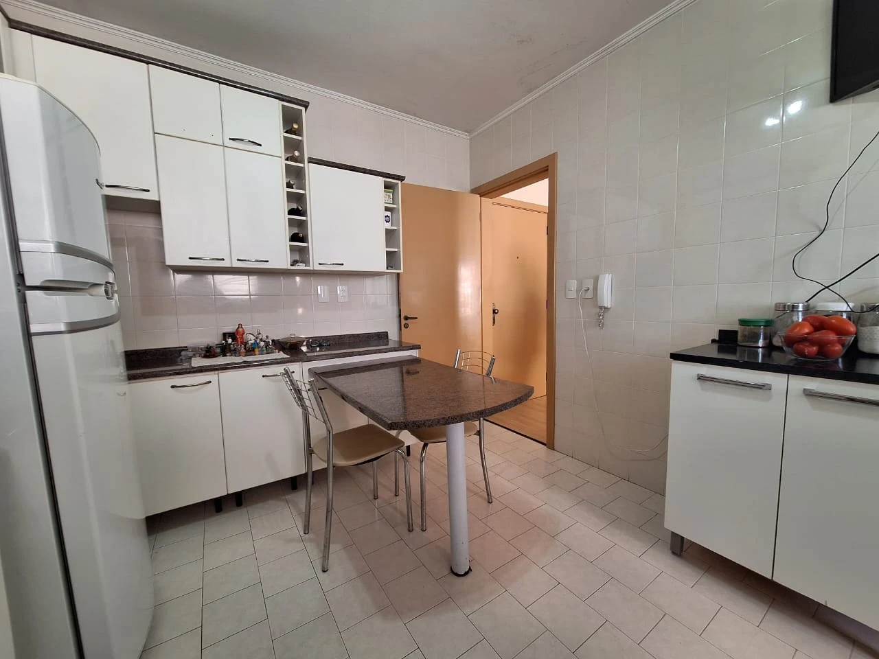 Imagem Apartamento com 2 Quartos à Venda, 77 m² em Centro - Caxias do Sul