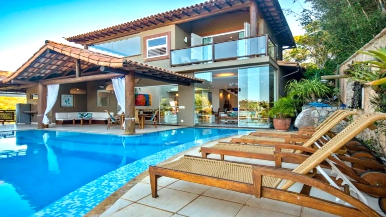 Casa com 6 Quartos à Venda, 580 m² em Ferradura - Armação dos Búzios