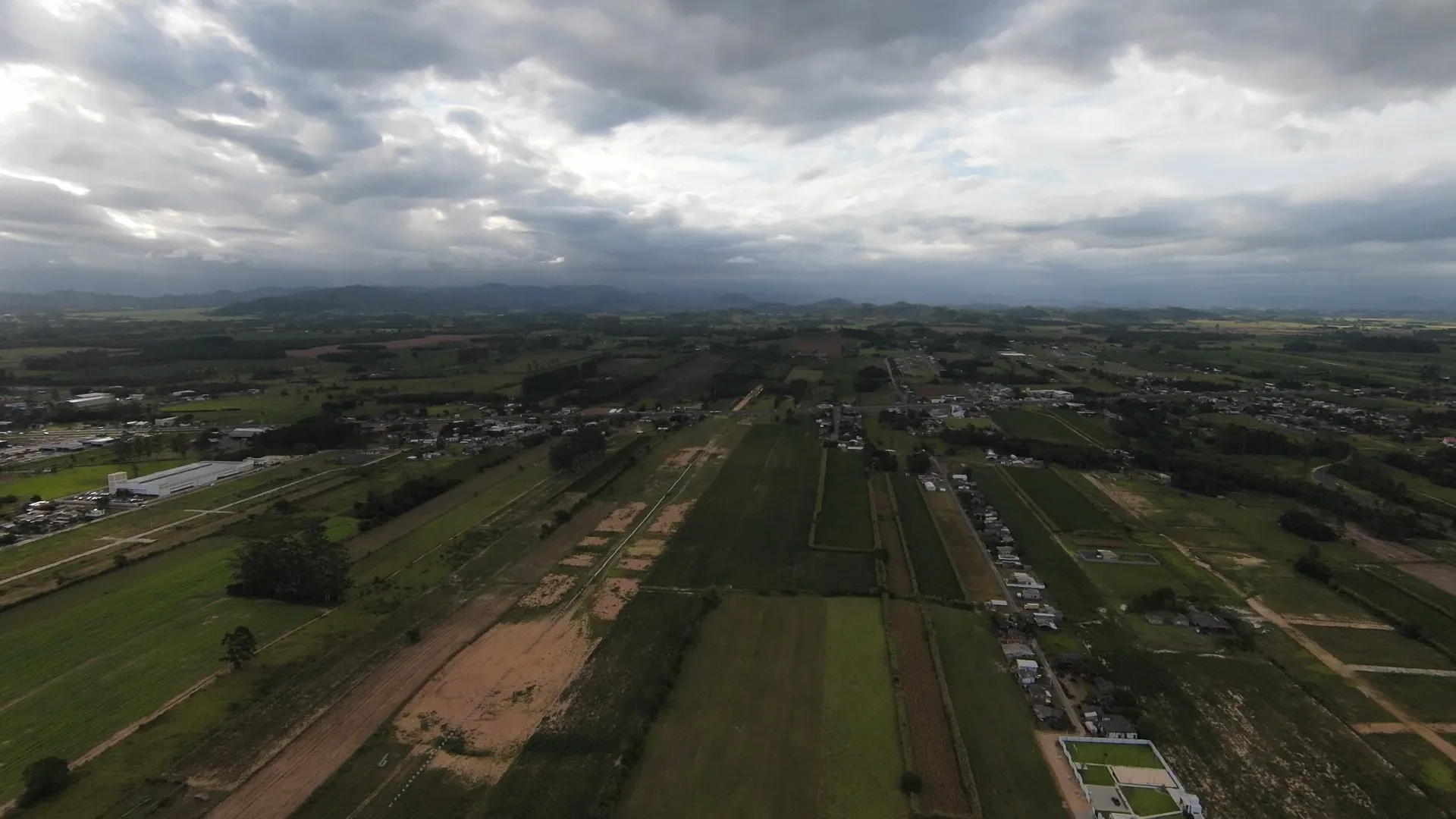Foto do imóvel: Terreno à Venda, 350 m² em Sombrio - Sombrio