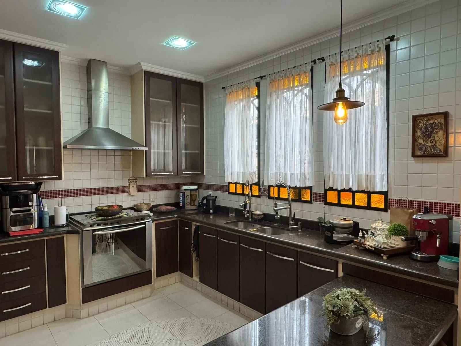 Imagem Casa de Condomínio com 4 Quartos à Venda, 340 m² em Medeiros - Jundiaí