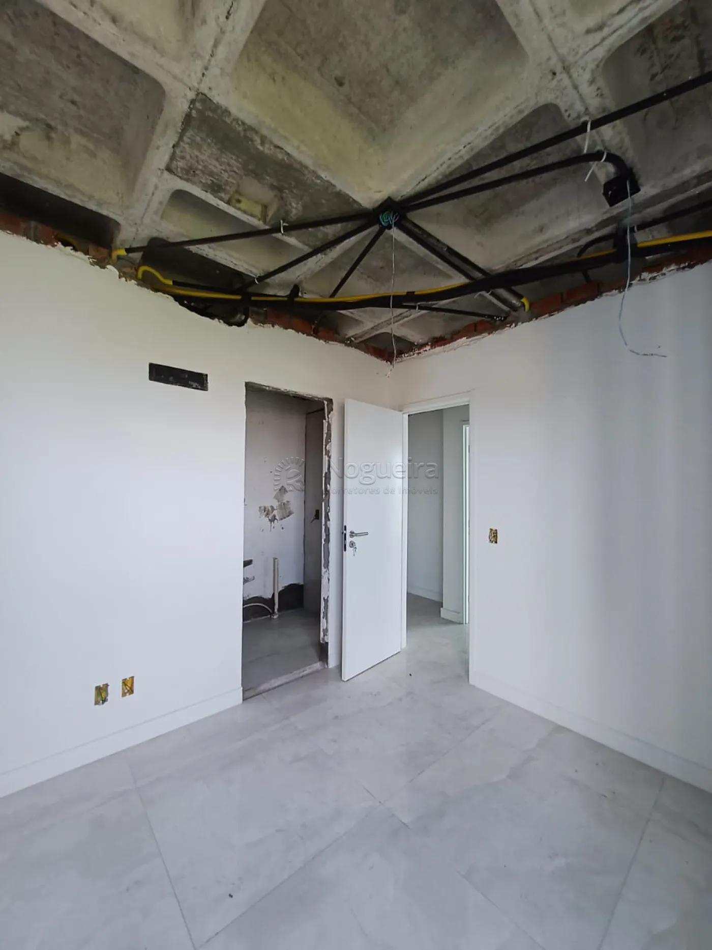 Imagem Apartamento com 3 Quartos à Venda, 135 m²em Ilha do Retiro - Recife