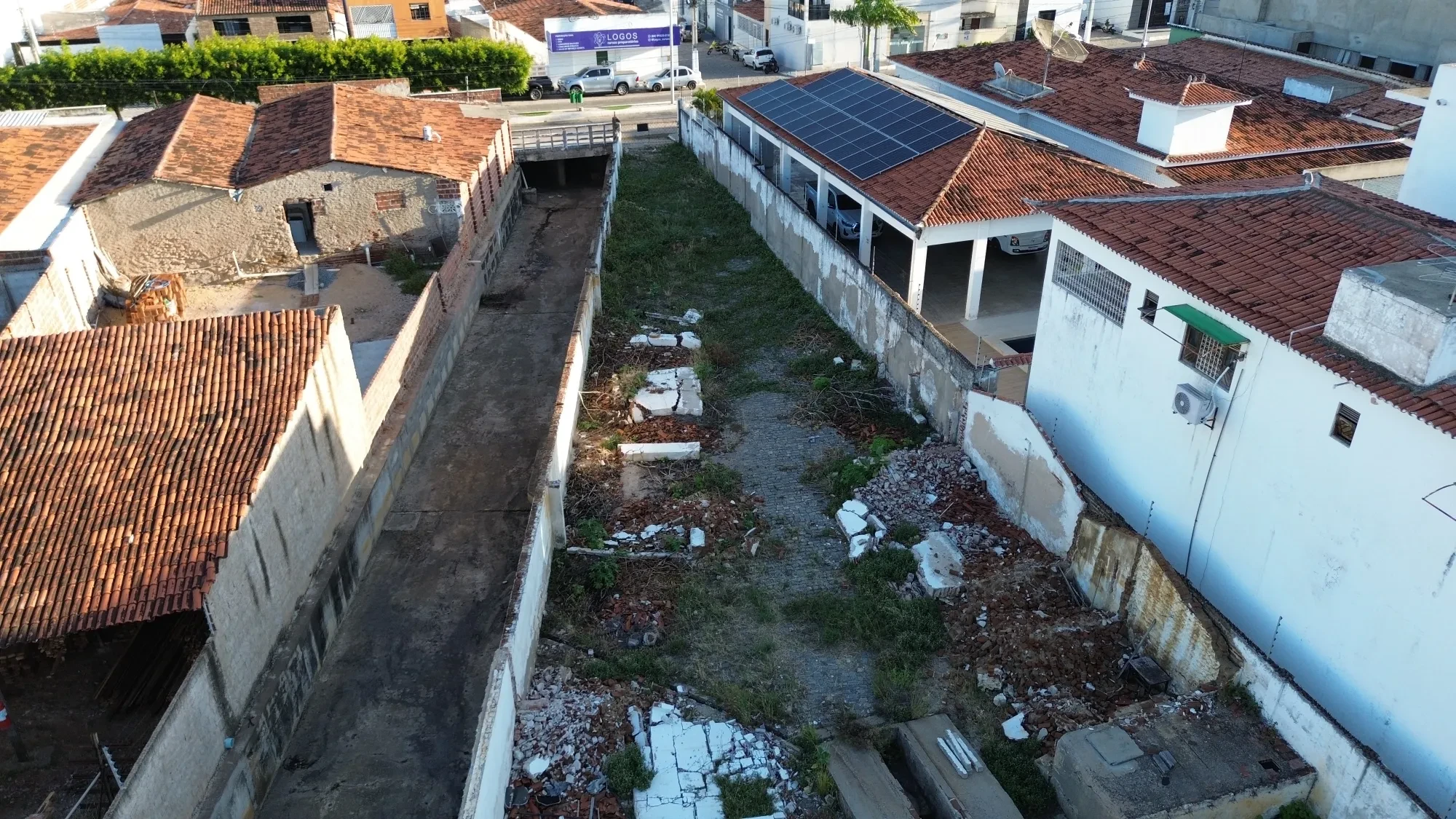 Foto do imóvel: Terreno à Venda, 600 metros em Santa Cruz - Santa Cruz