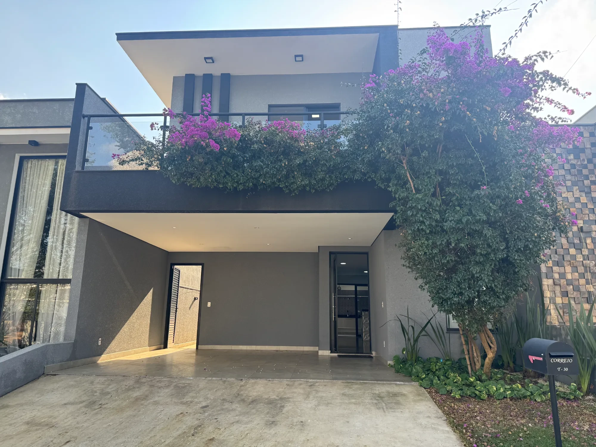 Imagem Casa de Condomínio com 3 Quartos à Venda ou Locação, 150 m² em Cajuru do Sul - Sorocaba