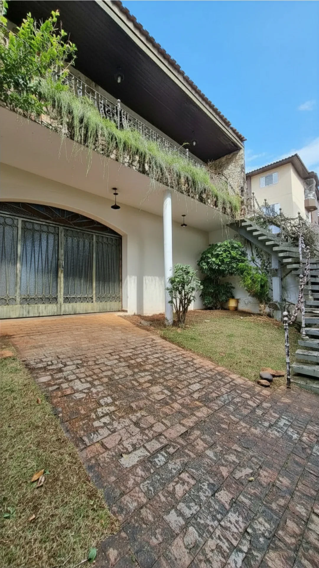 Casa com 3 Quartos para Alugar, 374 metros em Jardim Emília - Sorocaba
