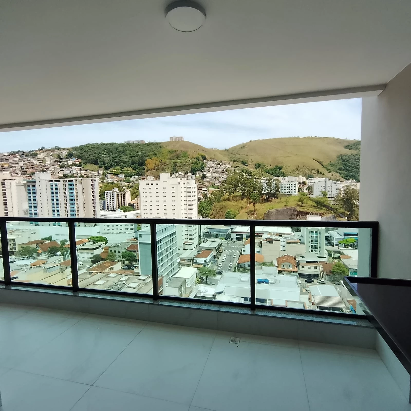 Imagem Apartamento com 3 Quartos à Venda, 110 m² em São Mateus - Juiz de Fora