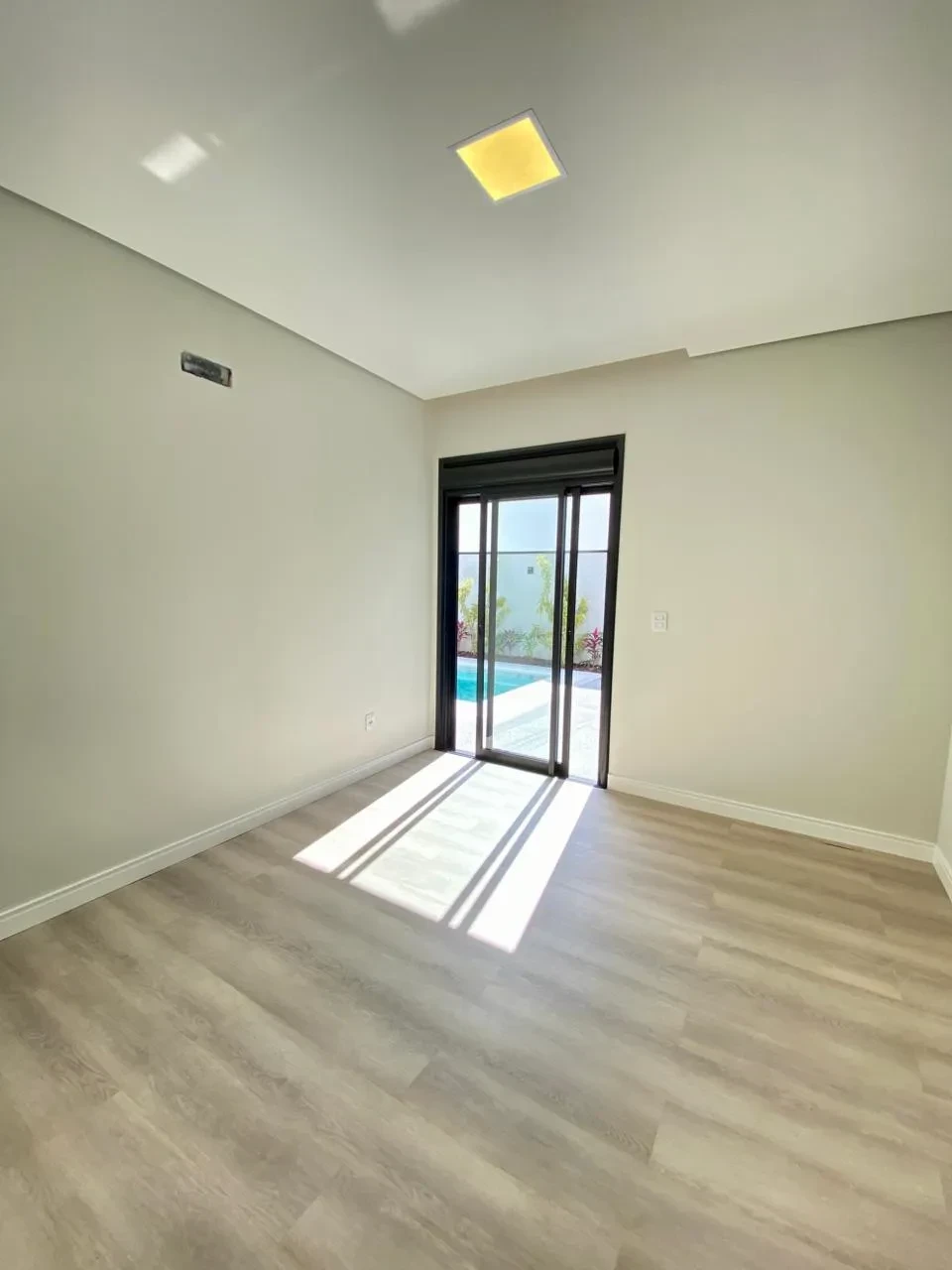 Imagem Casa de Condomínio à Venda, 177 m² em Jardim São Pedro - Mogi das Cruzes