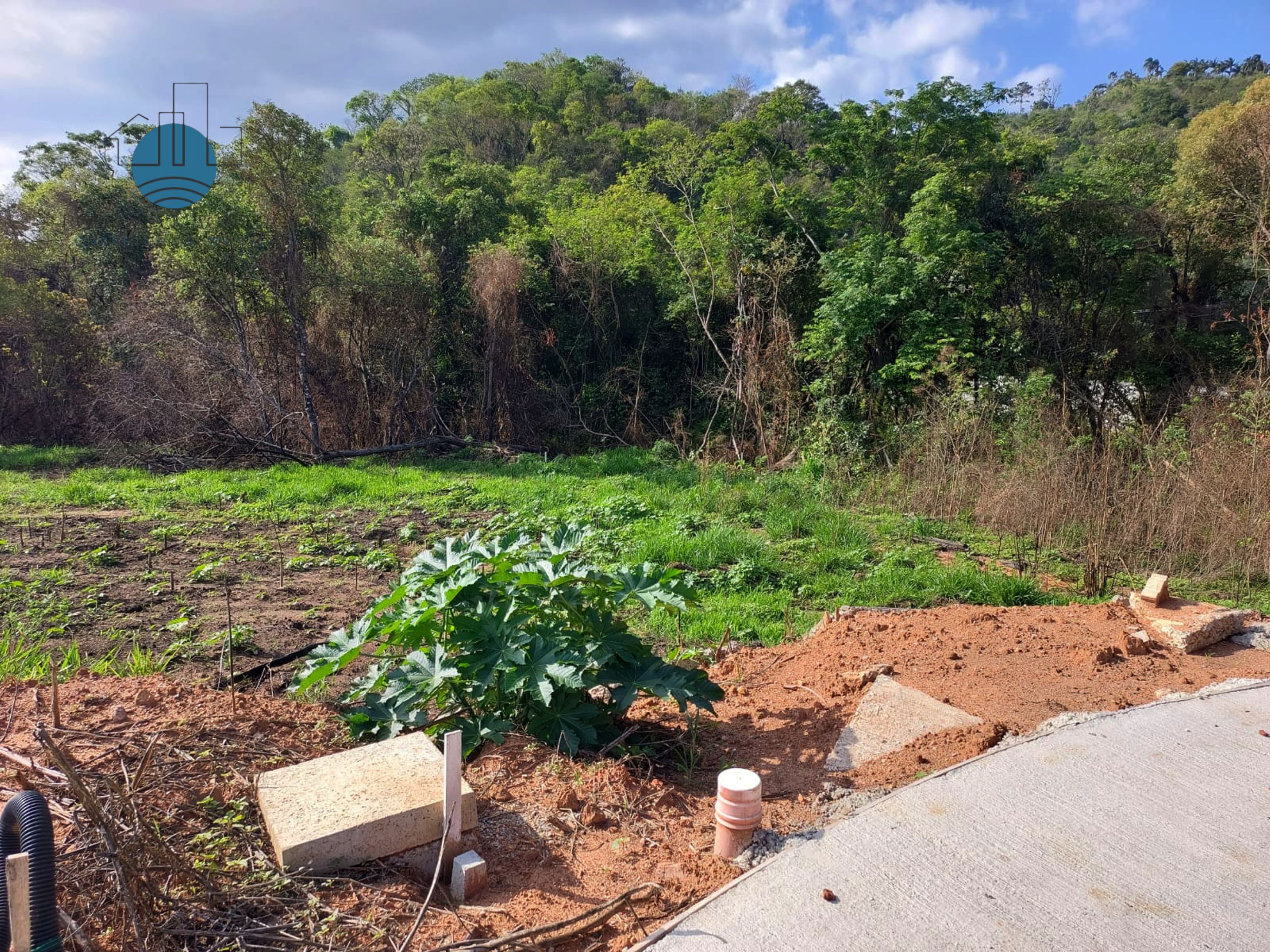 Imagem Terreno à Venda, 360 m² em San Fernando Valley - Atibaia