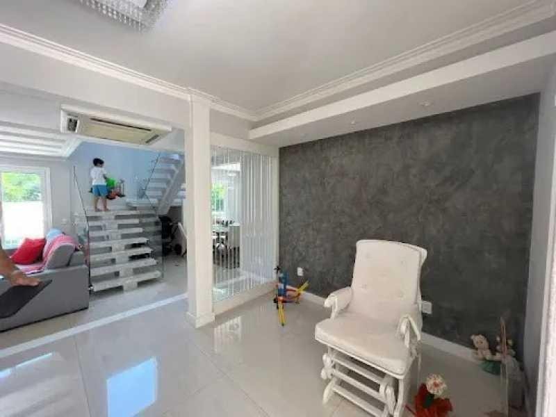 Imagem Casa de Condomínio com 5 Quartos à Venda, 308 m²em Sapê - Niterói