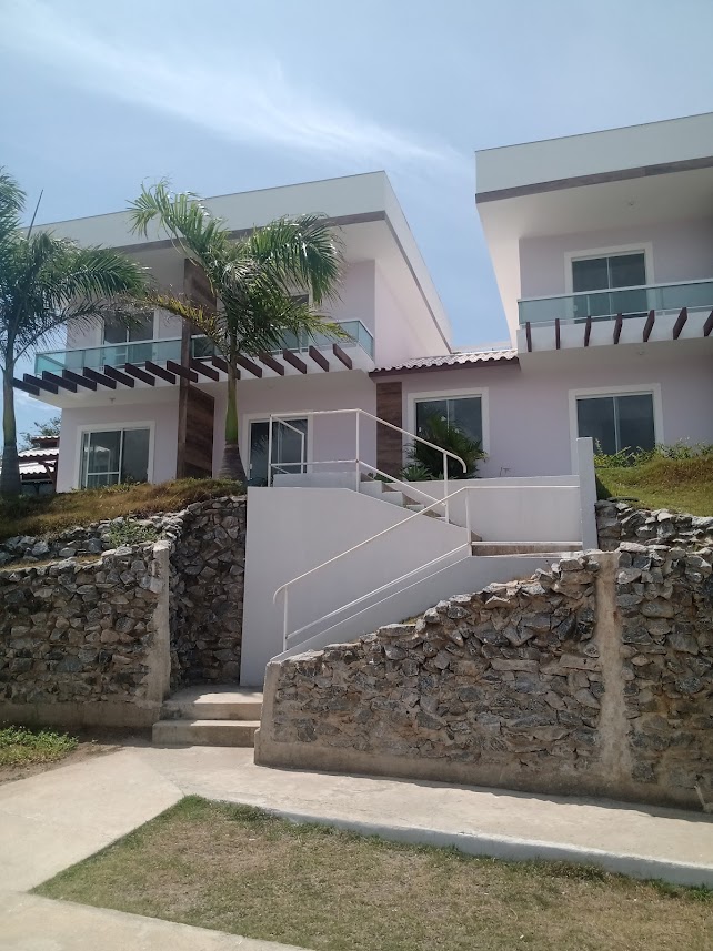 Imagem Casa de Condomínio com 2 Quartos à Venda, 85 m² em Peró - Cabo Frio