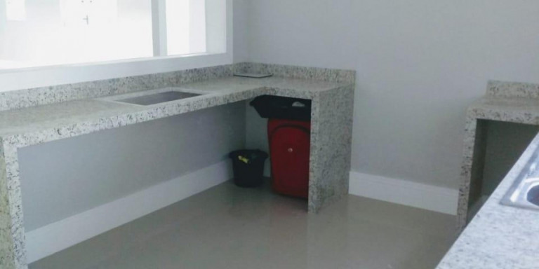 Imagem Casa com 1 Quarto à Venda, 250 m² em Centro - Santa Isabel