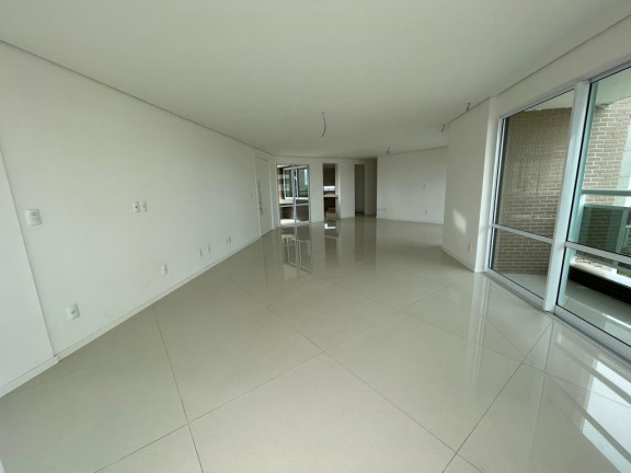 Imagem Apartamento com 3 Quartos à Venda, 245 m² em Meireles - Fortaleza