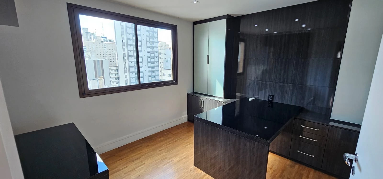 Imagem Apartamento com 4 Quartos à Venda, 27.000 m² em Jardim Paulista - São Paulo