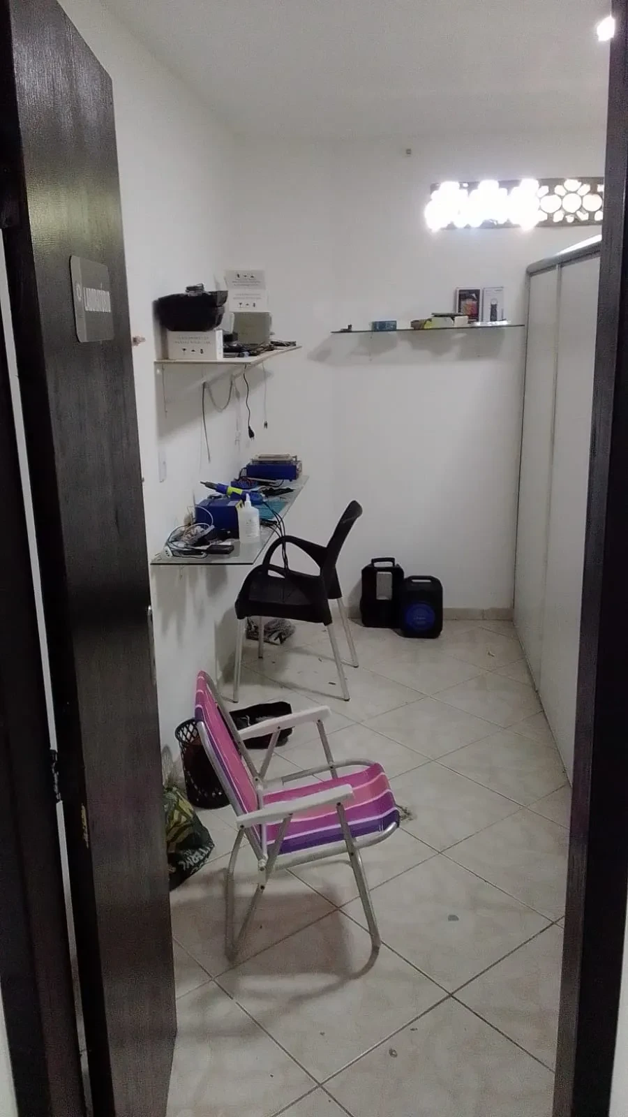 Foto do imóvel: Ponto Comercial à Venda ou Locação, 30 m² em Rio do Limão - Araruama