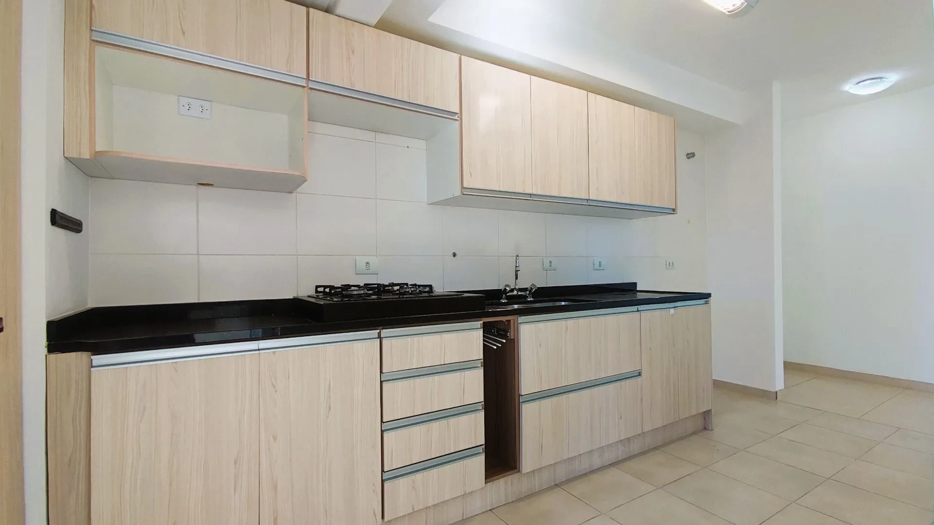 Foto do imóvel: Apartamento com 2 Quartos à Venda, 77 m² em Água Verde - Curitiba
