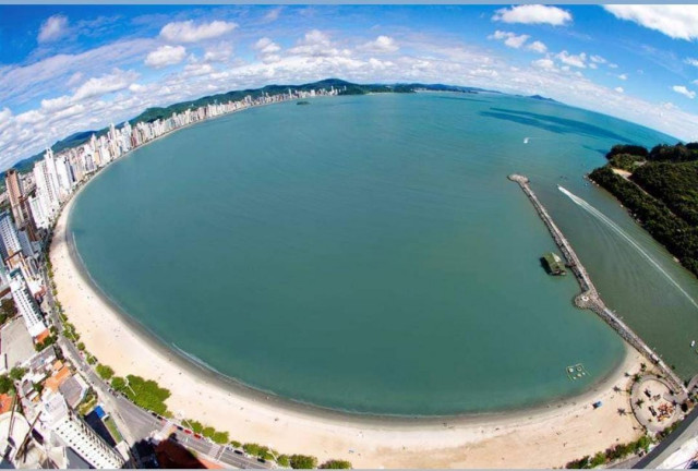 Imagem Apartamento com 2 Quartos à Venda, Locação ou Temporada, 59 m² em São Francisco de Assis - Camboriú