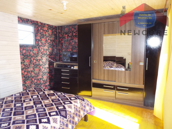 Imagem Sobrado com 2 Quartos à Venda, 120 m² em Laranjal - Pelotas