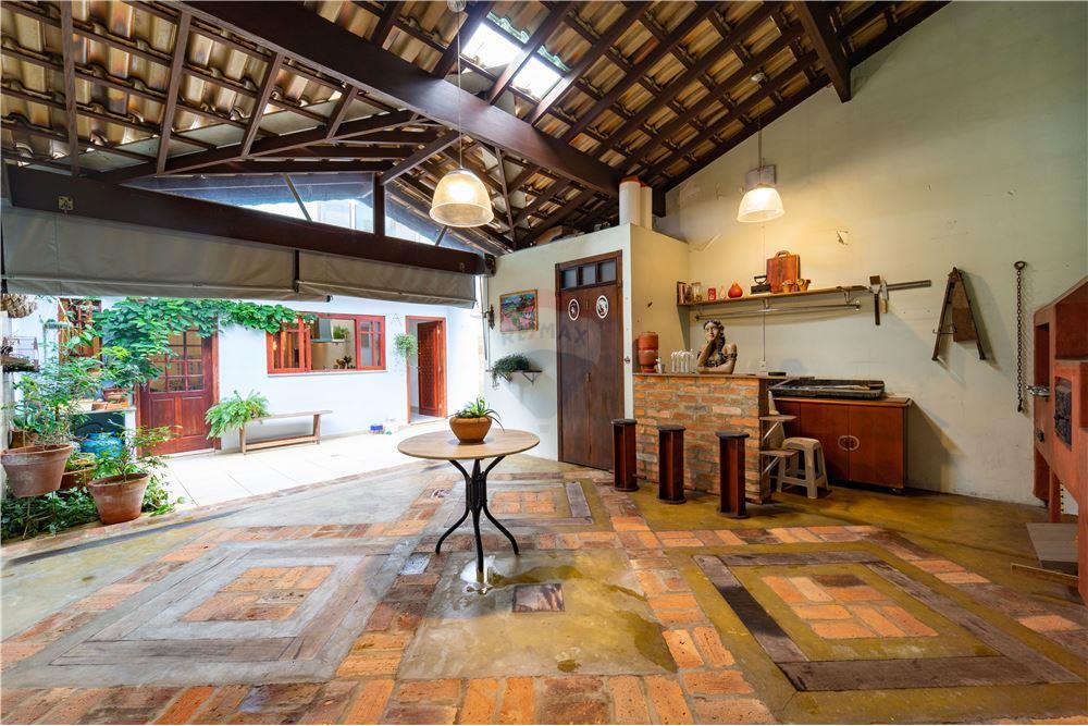Imagem Casa com 2 Quartos à Venda, 171 m² em Vila Municipal - Jundiaí