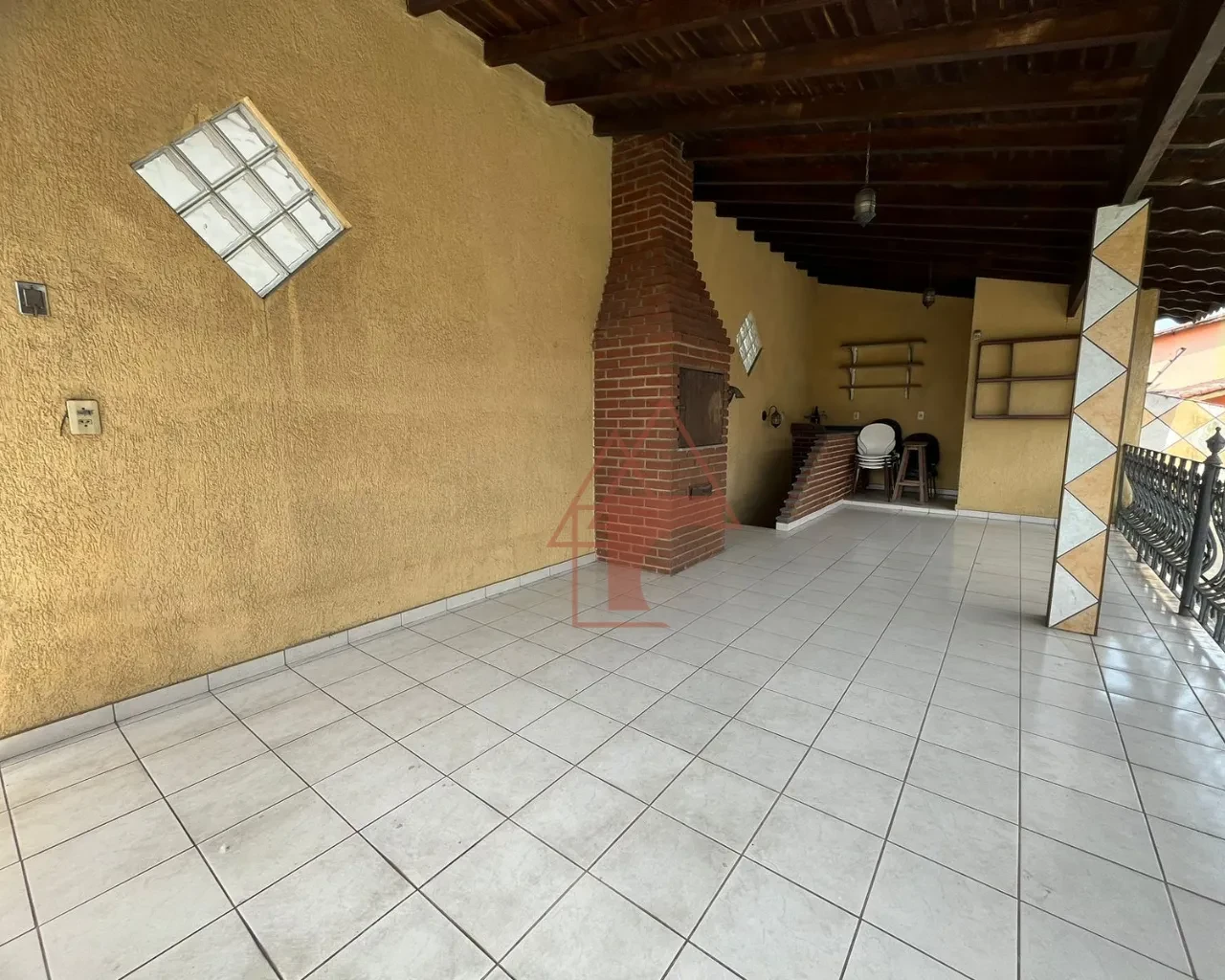 Imagem Sobrado com 4 Quartos à Venda, 367 metro em Vila Ponte Nova - Cubatão