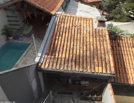 Sobrado com 2 Quartos à Venda, 190 m² em Parque das Cigarreiras - Taboão da Serra