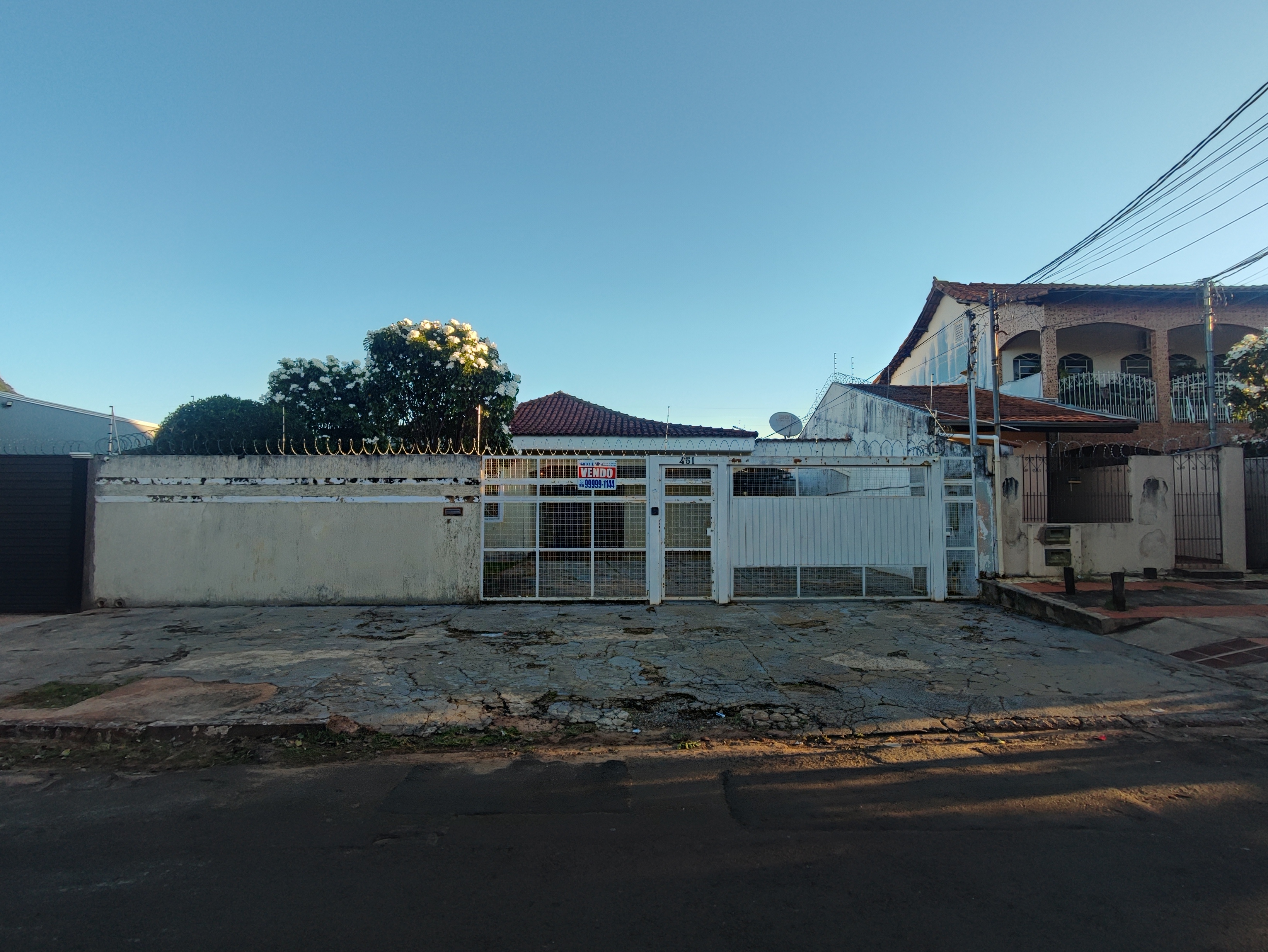 Imagem Casa com 3 Quartos à Venda, 280 m² em Vila Bandeirante - Campo Grande