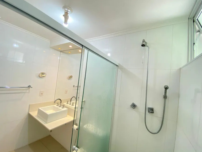 Imagem Apartamento com 2 Quartos para Alugar, 96 m²em Vila Nova Conceição  - São Paulo 