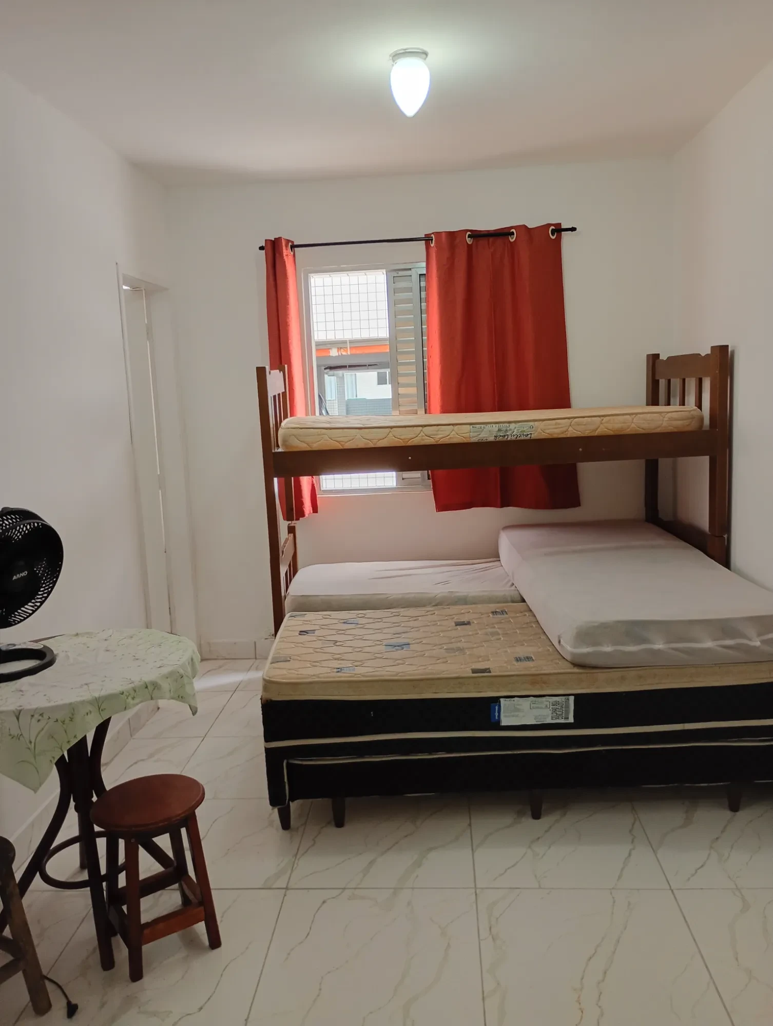 Imagem Kitnet à Venda, 30 m² em Guilhermina - Praia Grande