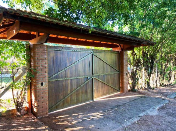 Chácara à Venda, 230 m² em Chácaras Cardoso - Bauru