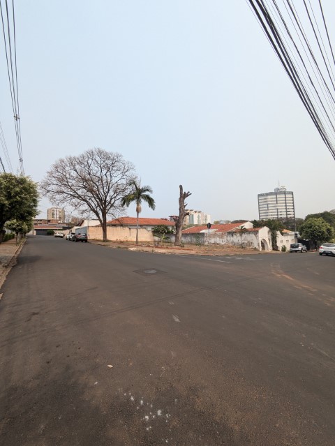 Foto do imóvel: Terreno à Venda, 525 m² em Jardim Redentor - São José do Rio Preto