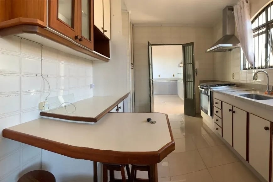 Imagem Casa com 4 Quartos à Venda, 244 m² em Jardim Santa Genebra - Campinas