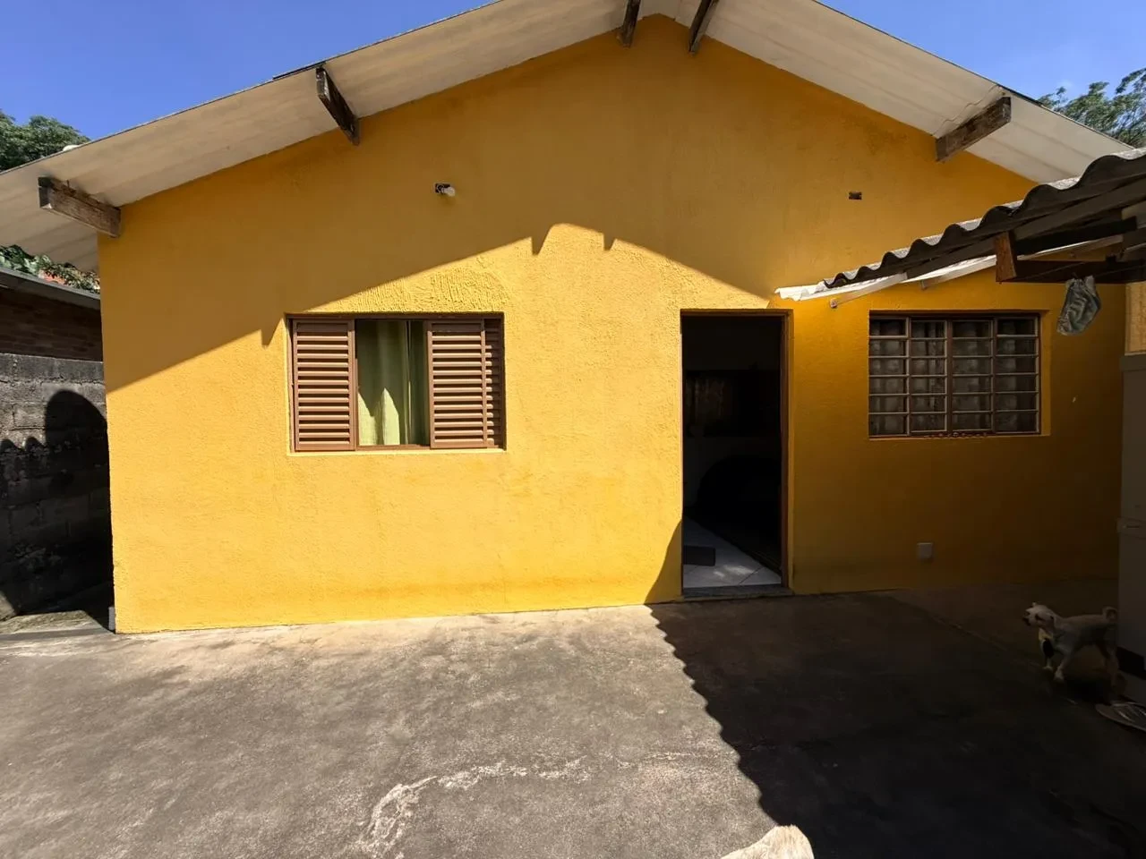 Imagem Casa com 2 Quartos à Venda, 150 m² em Chácaras Bartira - Embu das Artes
