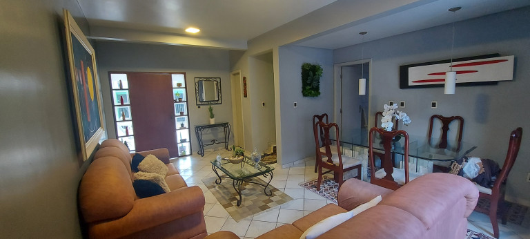 Imagem Sobrado com 4 Quartos à Venda, 17.920 m² em Jardim América - Goiânia