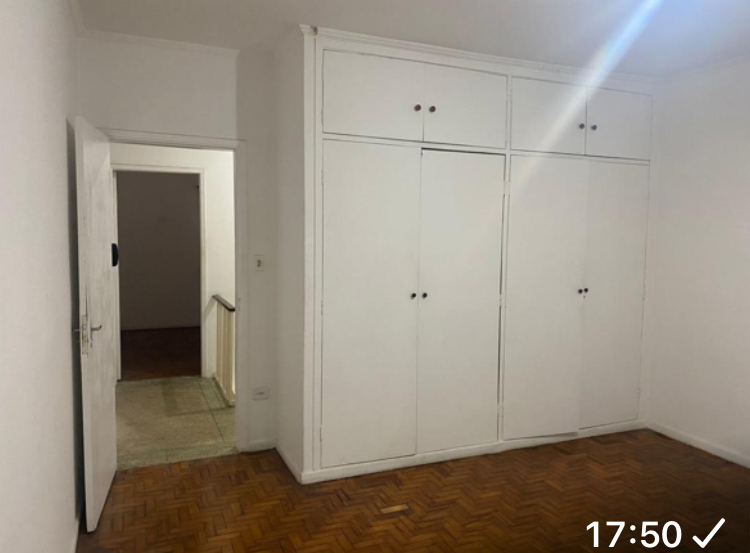 Imagem Casa com 5 Quartos à Venda, 250 m²em Nova Piraju - São Paulo